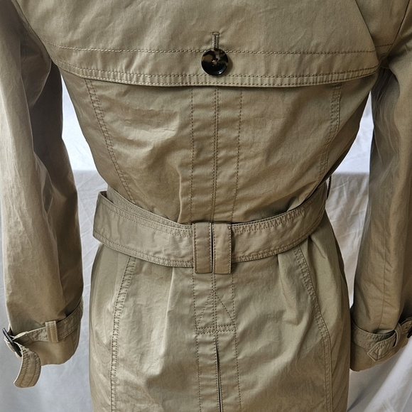 Banana Republic Women's Classic Khaki Trench Coat Size XS Excellent Condition - Picture 5 of 11